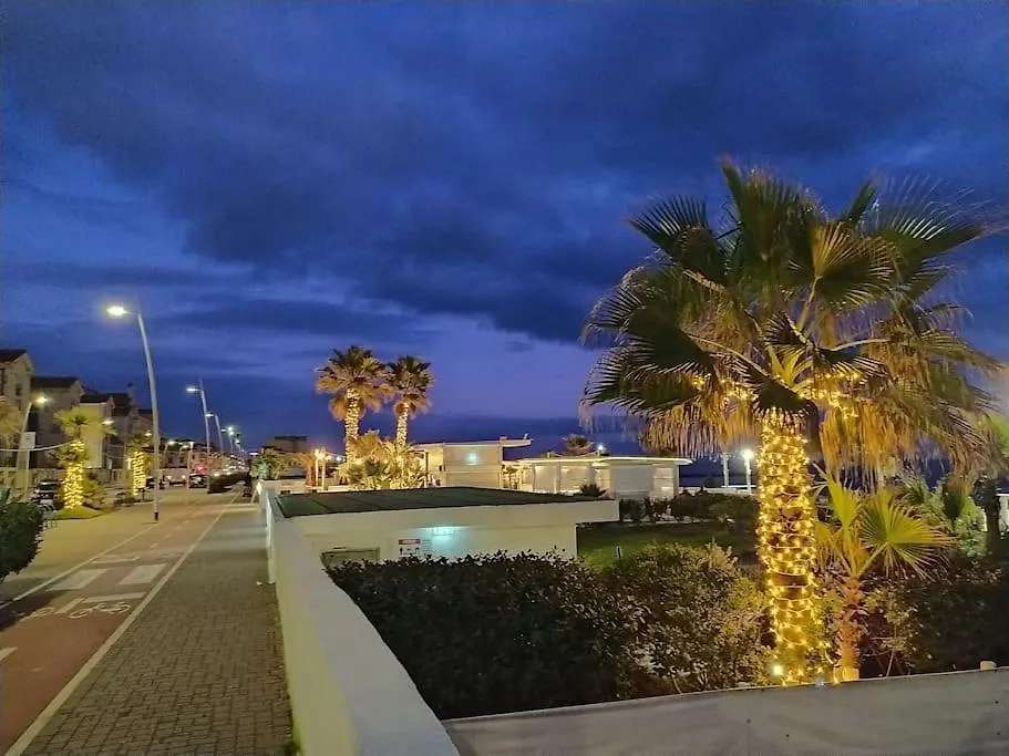 Sea Of Rome - Holiday Home Lido di Ostia